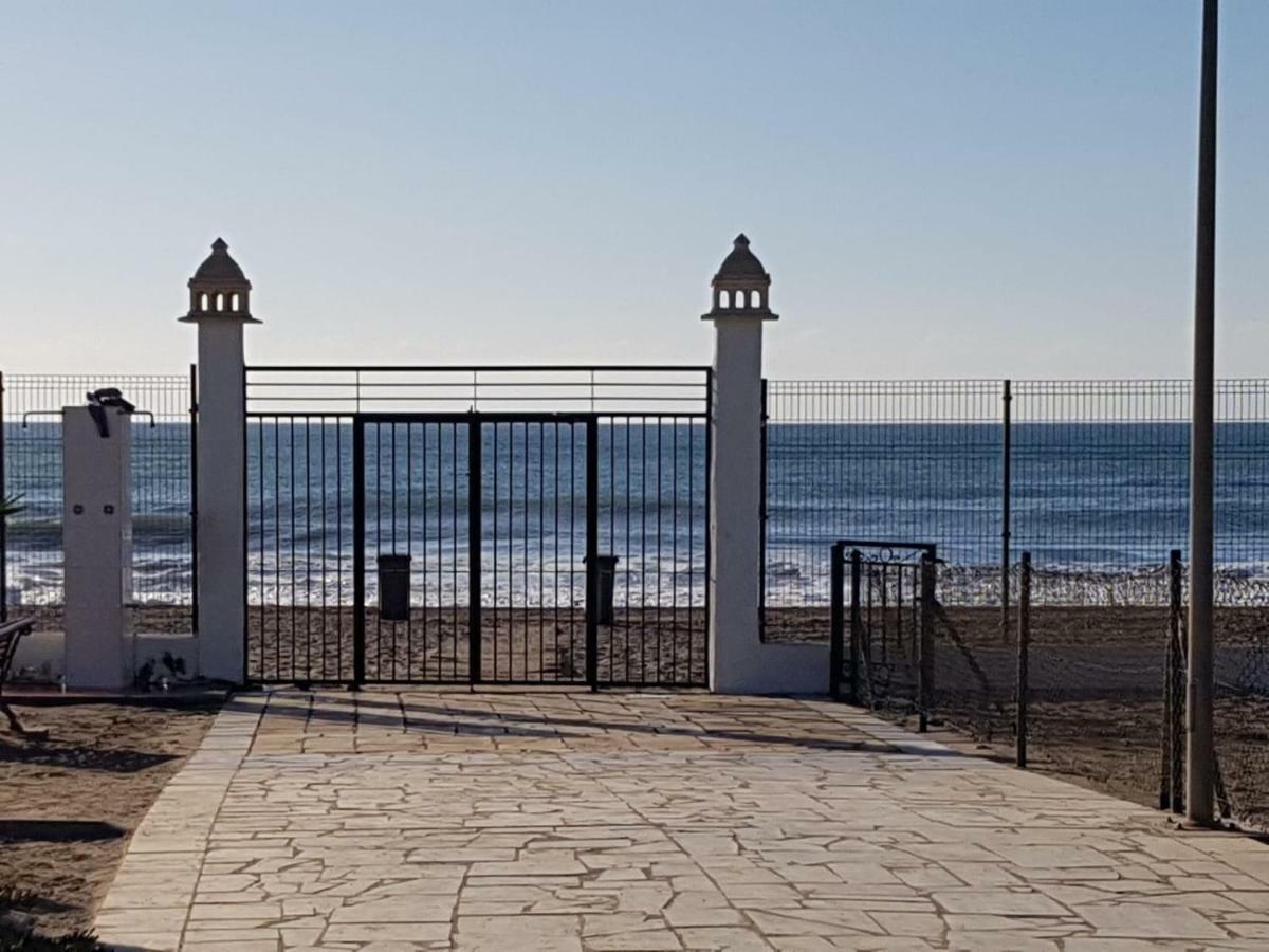 Casa Baja Extraordinaria En Urbanizacion Naturista! Las Bombardas المظهر الخارجي الصورة